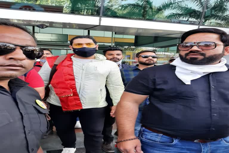 Yuvraj Singh reached Udaipur, युवराज सिंह पहुंचे उदयपुर