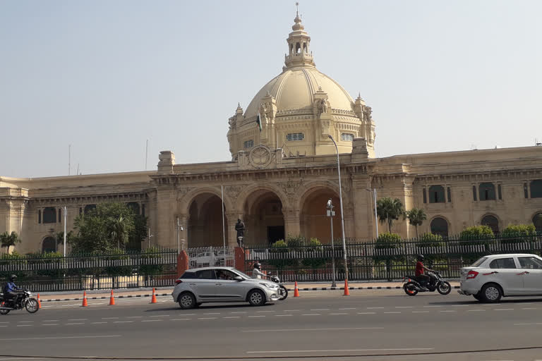 विधानसभा में 'सुहेलदेव' को लेकर दोनों राजभर नेताओं में नोकझोंक