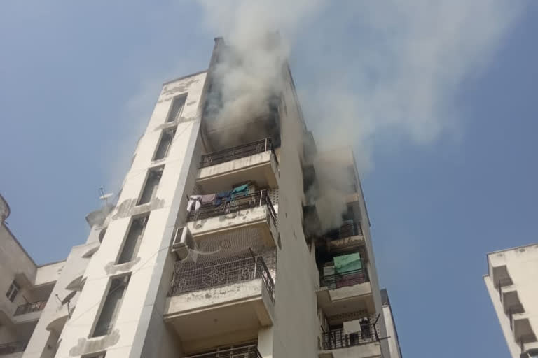 Fire breaks out in posh society flat in Ghaziabad