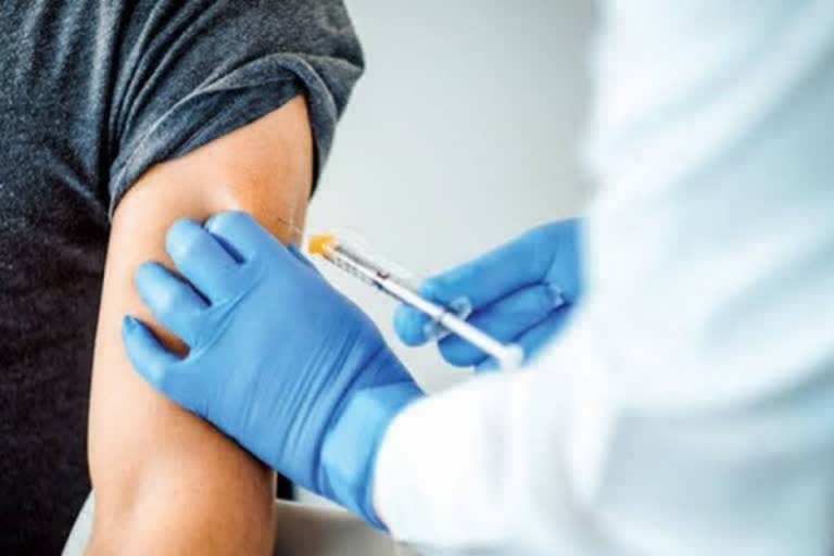 Over 1.23 Cr healthcare, frontline workers vaccinated against COVID-19: Govt