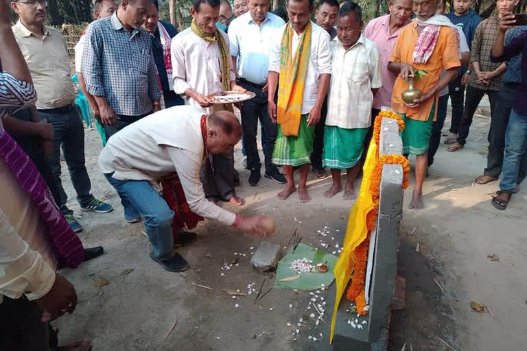 বিহালীত কেবাটাও উন্নয়নমূলক কামৰ শুভাৰম্ভ ৰঞ্জিত দত্তৰ