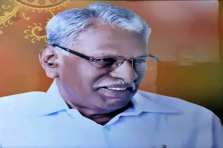 Singamaneni Narayana, a famous poet from Bandameedapally, Anantapur district, died due to illness