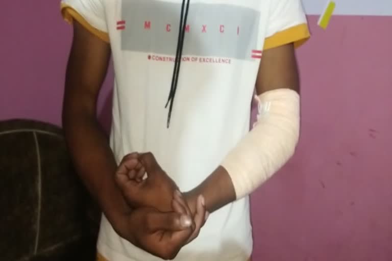 assam youth beaten up in arunachal