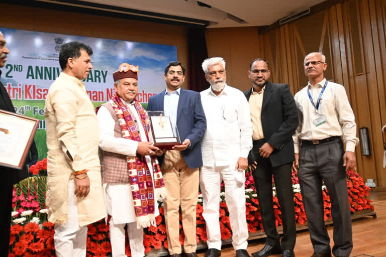 Ahmednagar district honored