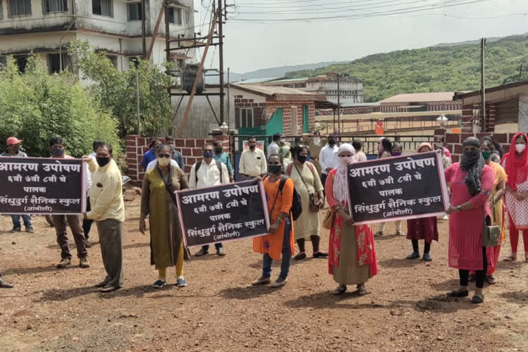 parents protest