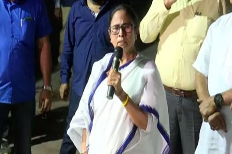 Mamata warns Centre  protest against fuel-price hike  india fuel price  കേന്ദ്രത്തിന് മുന്നറിയിപ്പുമായി മമത  ഇന്ധന വിലവർധന പ്രതിഷേധം  ഇന്ത്യ ഇന്ധന വില