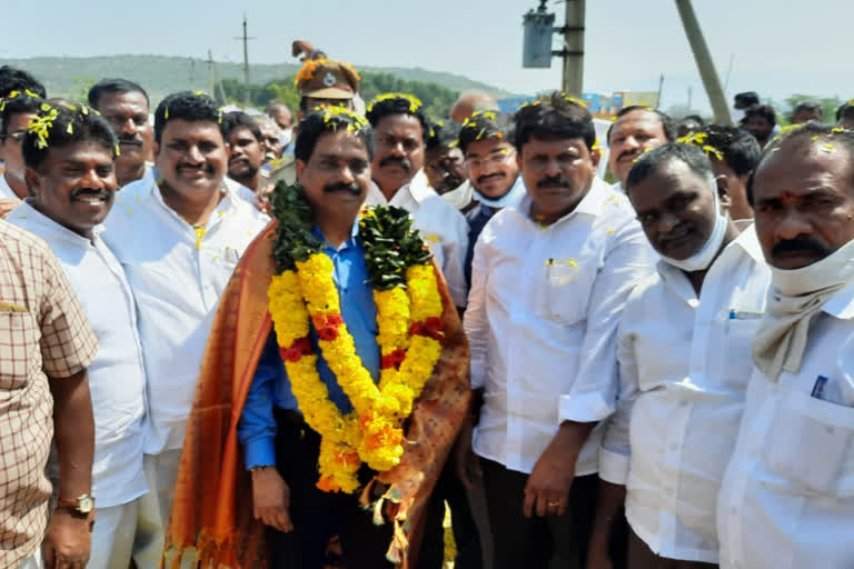 APDMC managing director venkatreddy tour in mangampeta maining