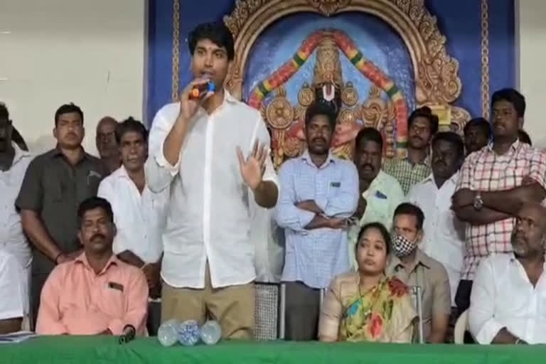 mp krishnadevarayalu honored sarpanches in kakamanu