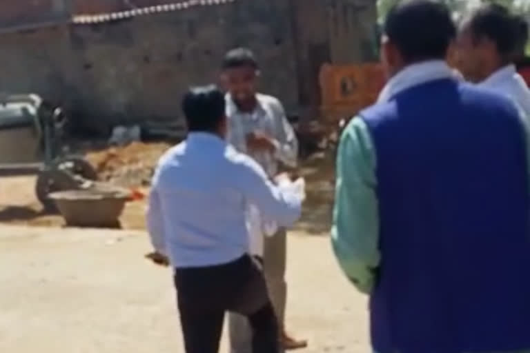 ASDM slaps child and father, video goes viral in gaya bihar