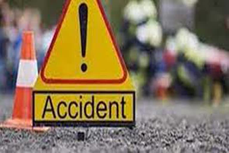 As_jrt_mariyani-dhodar-ali-raod-accident-takes-life-of-eone_AS10039