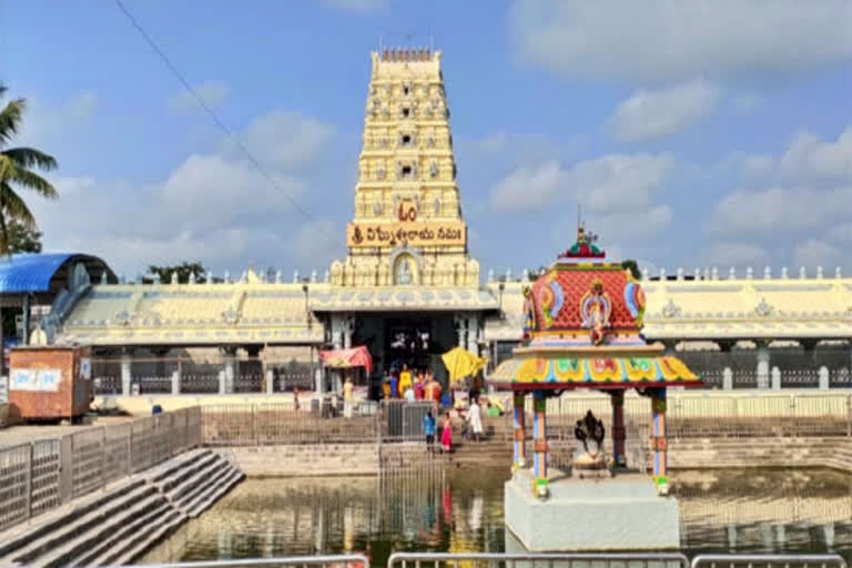 huge-donation-for-kanipakam-temple-development