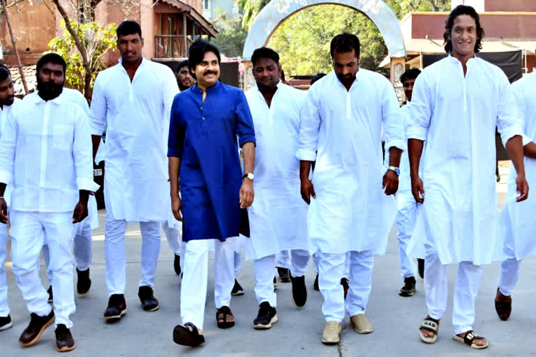 Pawan Kalyan meeting with wrestlers in hyderabad