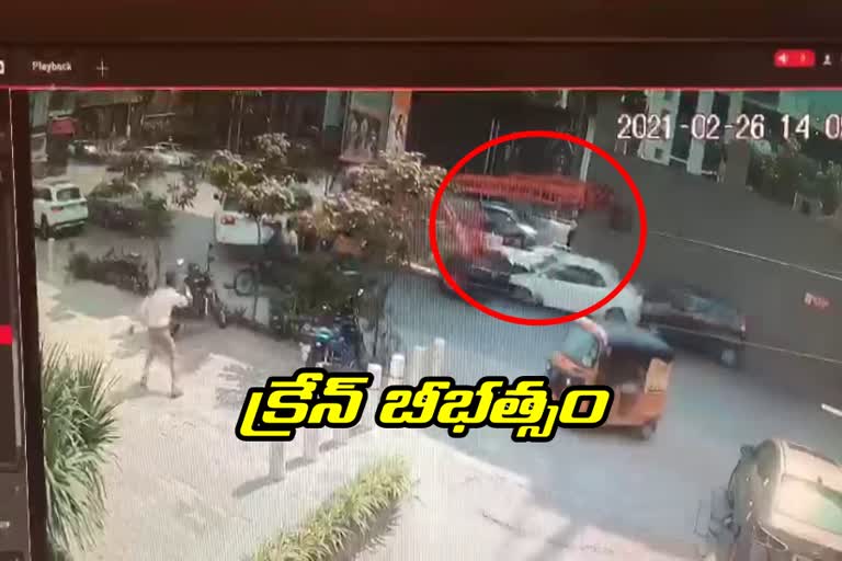 heavy-crane-collide-with-three-cars-and-ne-auto-at-jubilee-hills-in-hyderabad