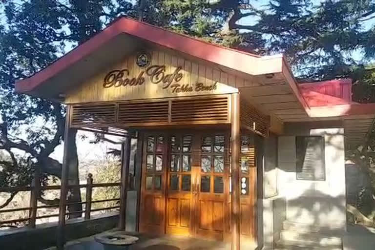 Book Cafe locks on lockdown in shimla