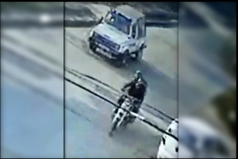 Chandigarh police hit bike video viral