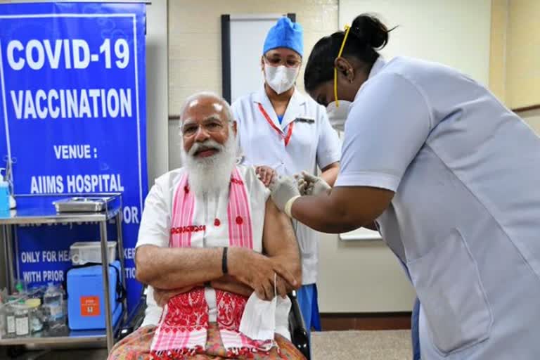 PM Modi takes first dose of COVID-19 vaccine