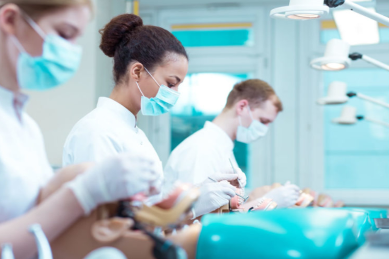 Dental doctors raised demand to government to be recruitment in Dental hospitals