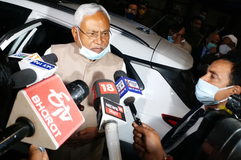 Nitish Kumar Birthday Special: Corona vaccine free in Bihar