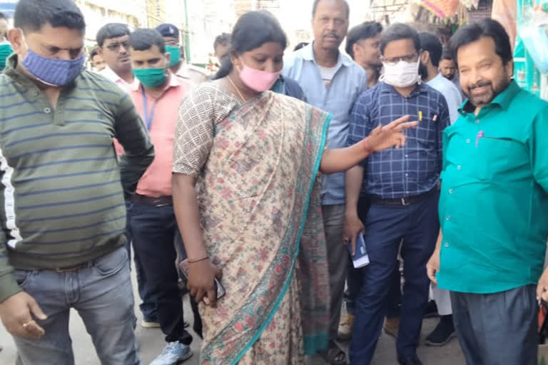 mayor inspected vendor market and no vending zone in ranchi