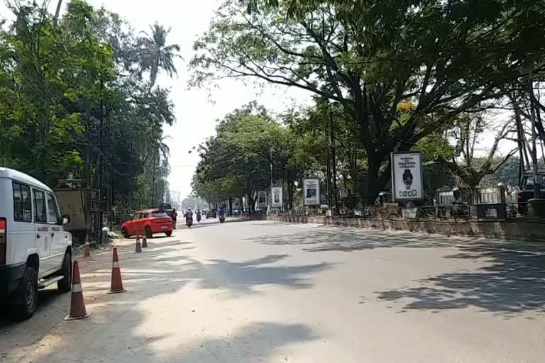 ഇന്ധന വിലക്കയറ്റം  വാഹന പണിമുടക്ക്  രാജ്യത്ത് ഇന്ധന വില വീണ്ടും കൂടി  മോട്ടോര്‍ വാഹന പണിമുടക്ക്  എറണാകുളം വാഹന പണി മുടക്ക്  motor vehicle strike  petrol-diesel price hike  ernakulam strike  petrol-diesel price hike in india  protest over petrol-diesel price hike