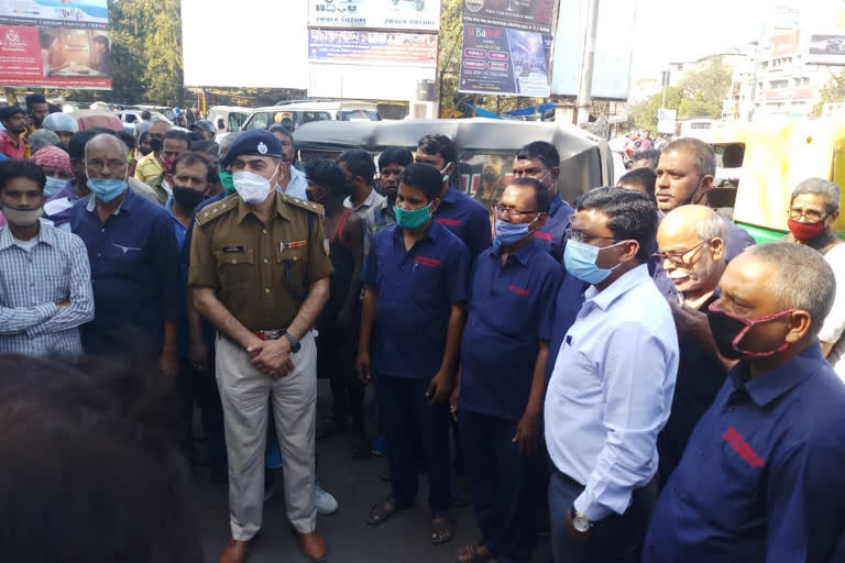 Roko-Toko Awareness Campaign for Auto Drivers in jamshedpur