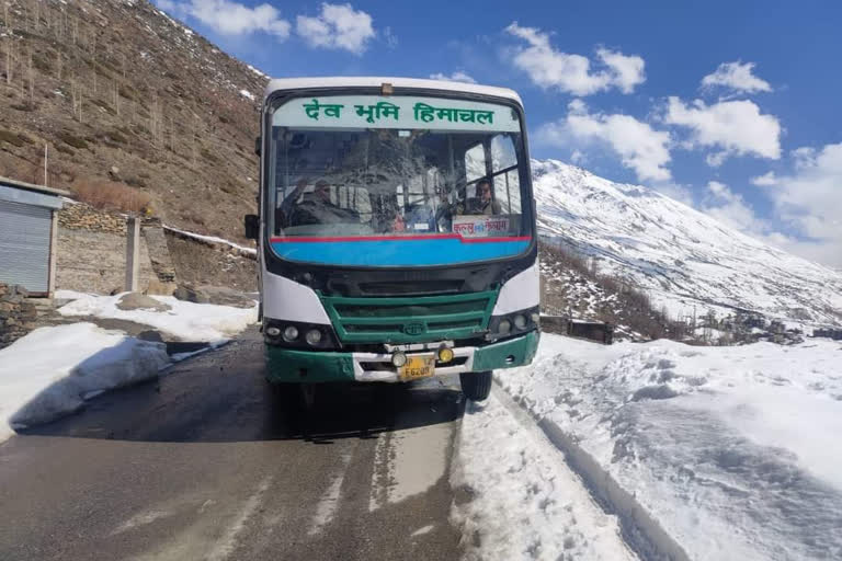 Corporation's bus service started on Kullu to Keylong road