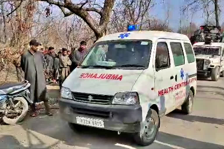 Dead body found in Shopian