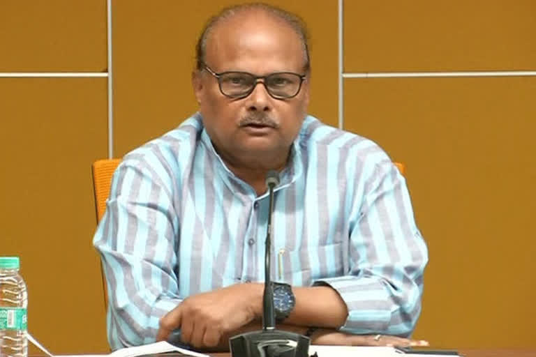 ex minister yanamala ramakrishnudu