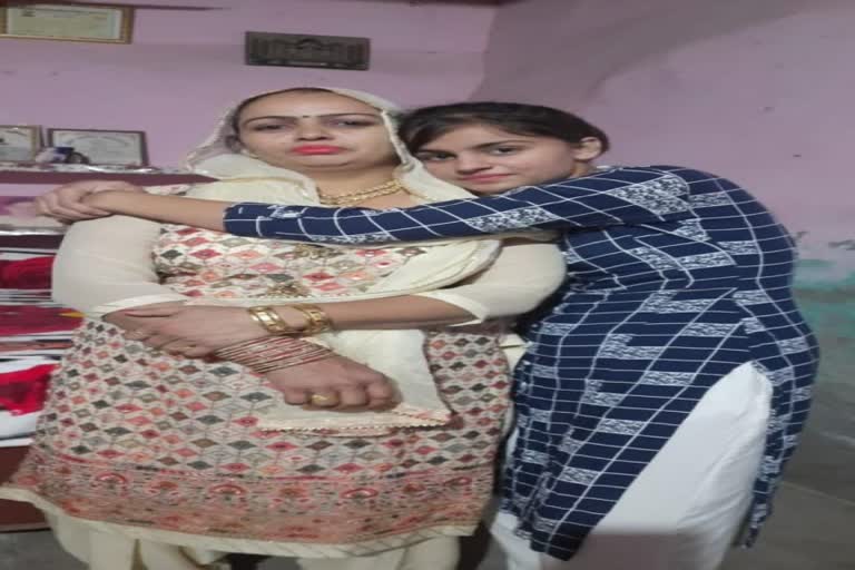 rohtak woman suicide with daughters