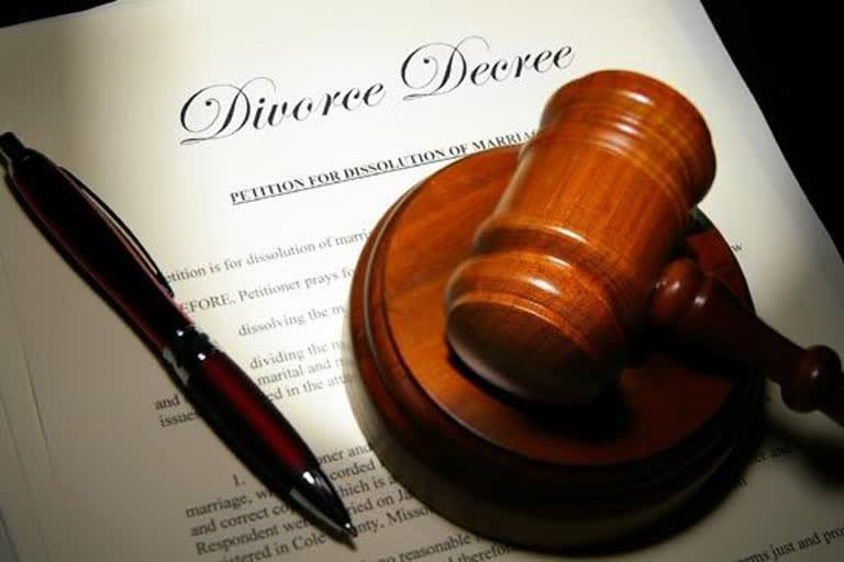 divorce cases is lesser in India