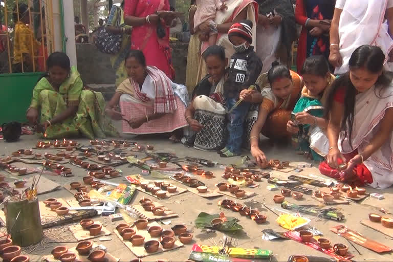 পাটবাউসীত তিনিদিনীয়া কাৰ্যসূচীৰে ২৭ সংখ্যক মা মনসা পূজা মহোৎসৱ আৰম্ভ