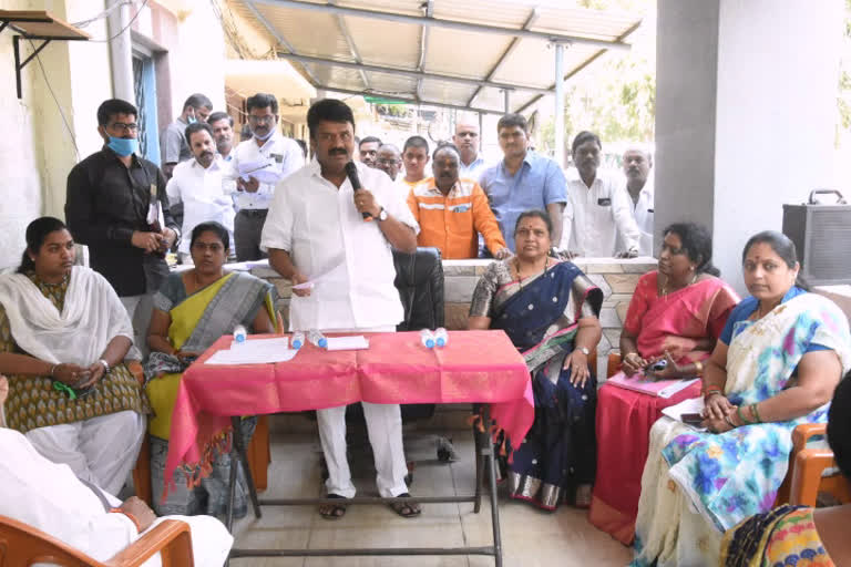 minister-talasani-srinivas-yadav-participated-in-mlc-election-campaign-at-sanath-nagar-in-hyderabad-district