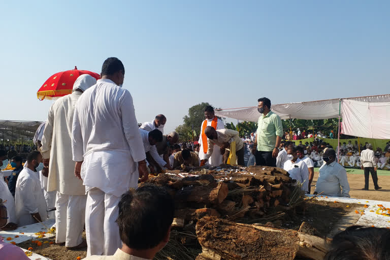 mp-nandkumar-singh-chauhan-funeral