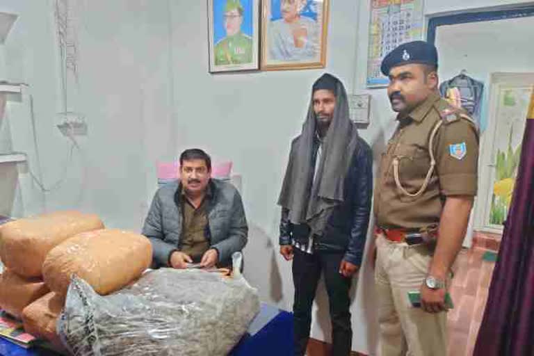 40-kg-hemp-recovered-from-a-bus-in-ranchi