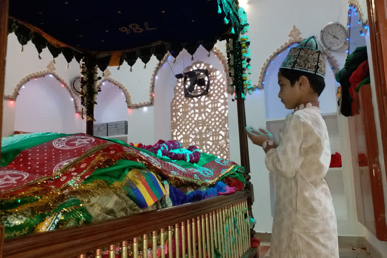 End of Urs of Hazrat Malang Shah in Banaras