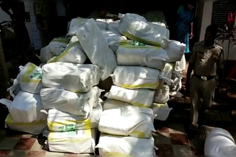 chodavaram police caught huge amount of ganja