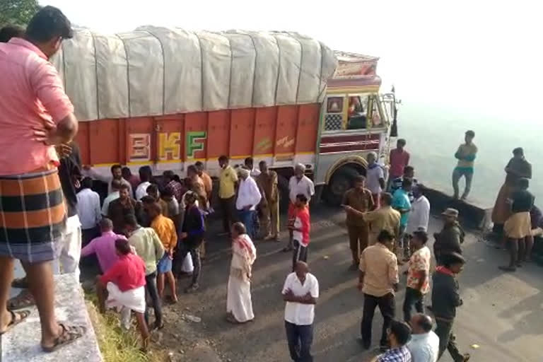 lorry stuck