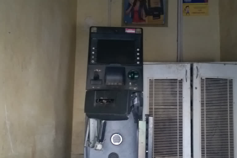 Criminals try to robbed ATM in hazaribag