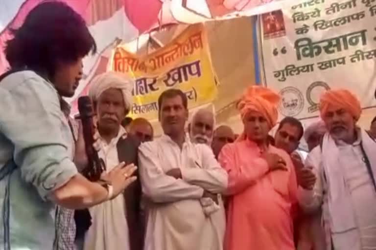 schoolgirl asked difficult question from rakesh tikait viral video