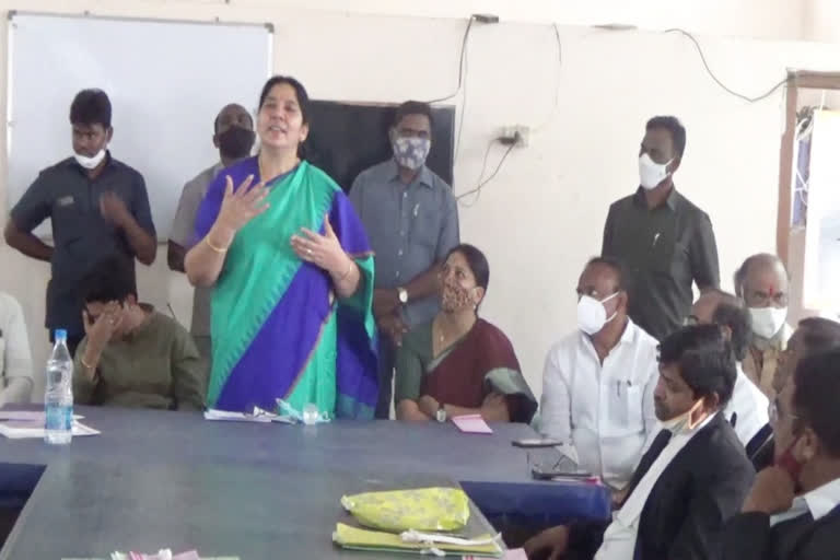 minister satyavathi rathod requested the lawyers mlc vote