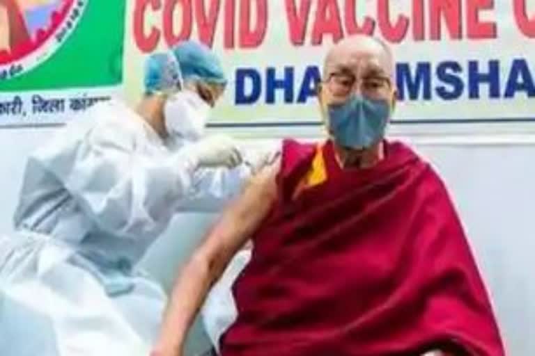 Dalai Lama takes vaccine Dalai Lama Dalai Lama gets covid vaccine Dalai Lama vaccination கோவிட் தடுப்பூசி தலாய் லாமா