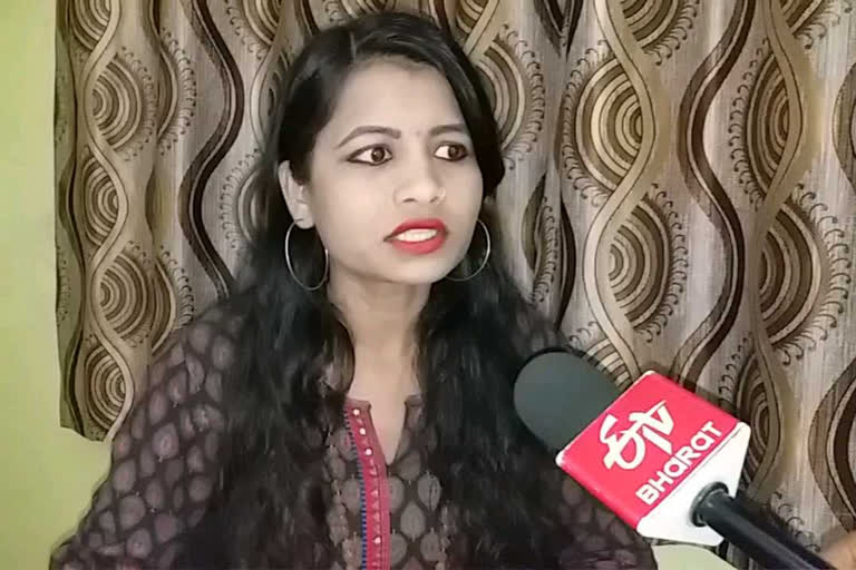 Anupama Manhar first girl from Chhattisgarh who is working as a film director