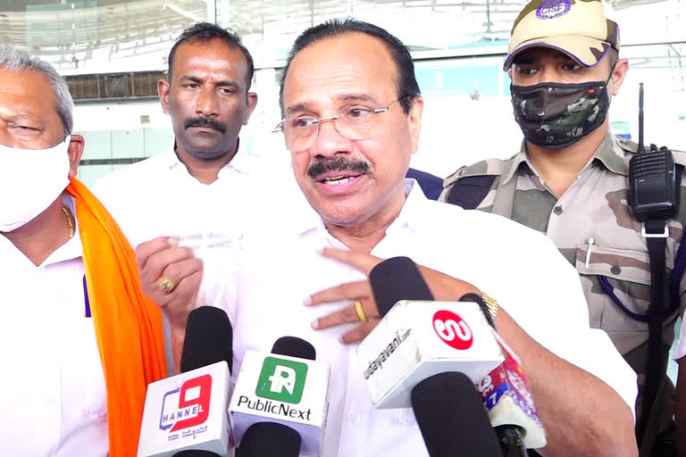 DV Sadananda gowda