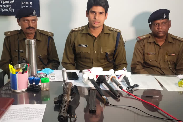 criminal arrested with carbine in ranchi