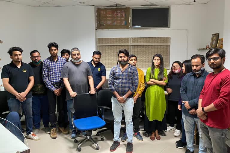 Fake call center busted in Gurugram