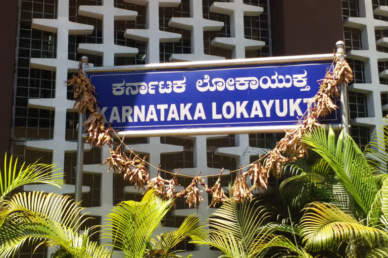 three-years-for-assault-on-lokayukta-justice-vishwanath-shetty