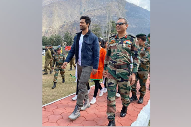 Vicky Kaushal spends his Sunday at Uri Base Camp