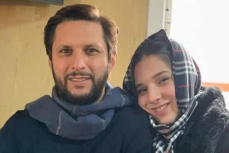 shahid-afridi-s-daughter-to-be-engaged-to-pakistan-pacer-shaheen-shah-afridi