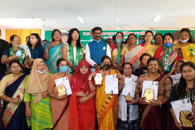 JMM organized womens honor ceremony in ranchi