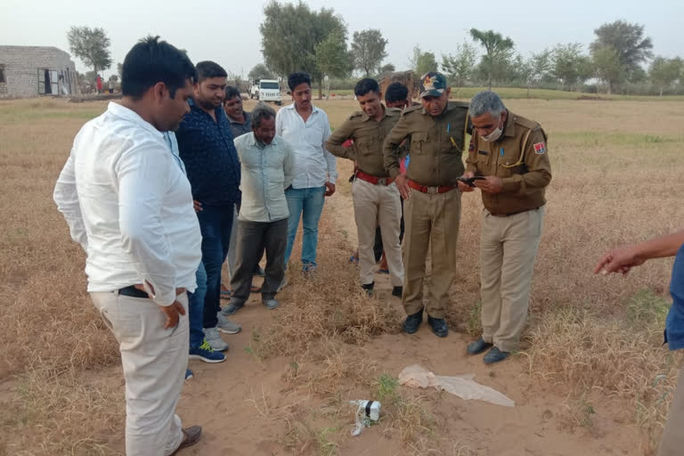 Pakistani balloon seized from Rajasthan village  pakistan balloon in rajasthan  pakistan spy ballon  ജോധ്പൂർ  പാകിസ്ഥാൻ സ്പൈ ബലൂൺ  ജോധ്പൂരിൽ ചാരവൃത്തിക്കായി ഉപയോഗിക്കുന്ന ഉപകരണം കണ്ടെത്തി  രഹസ്യാന്വേഷണ ഏജൻസി  പാകിസ്ഥാൻ